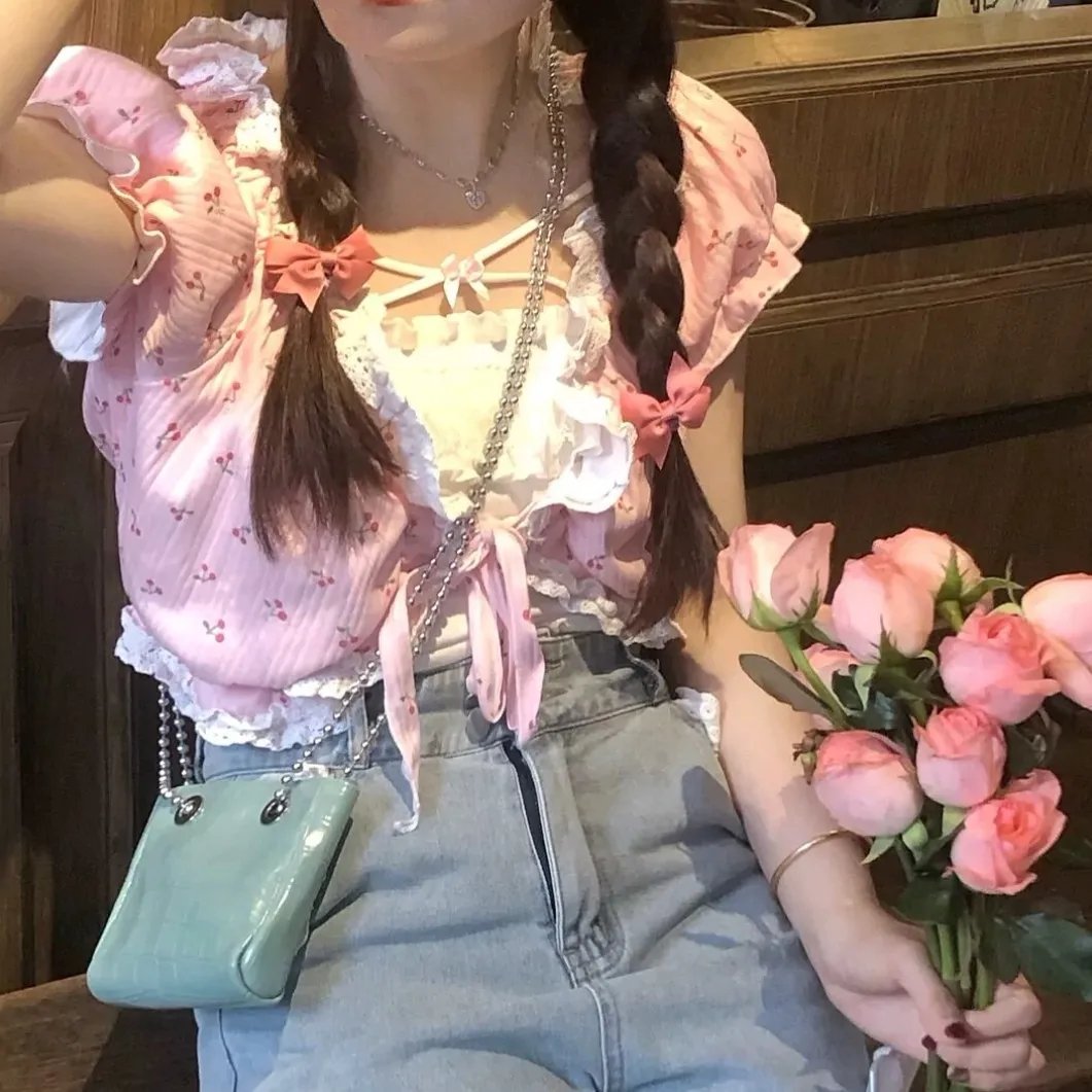 爱在云霄 封面